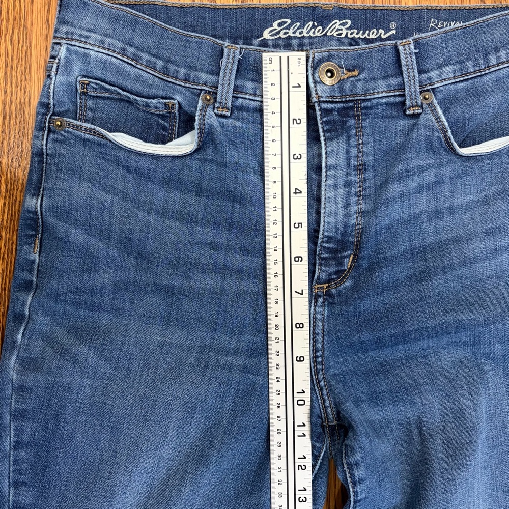 Eddie Bauer Women's Revival High-Rise Skinny Jeans - Picture 9 of 11
